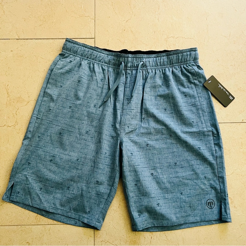 TravisMathew / Survivalist Active Shorts / Size M